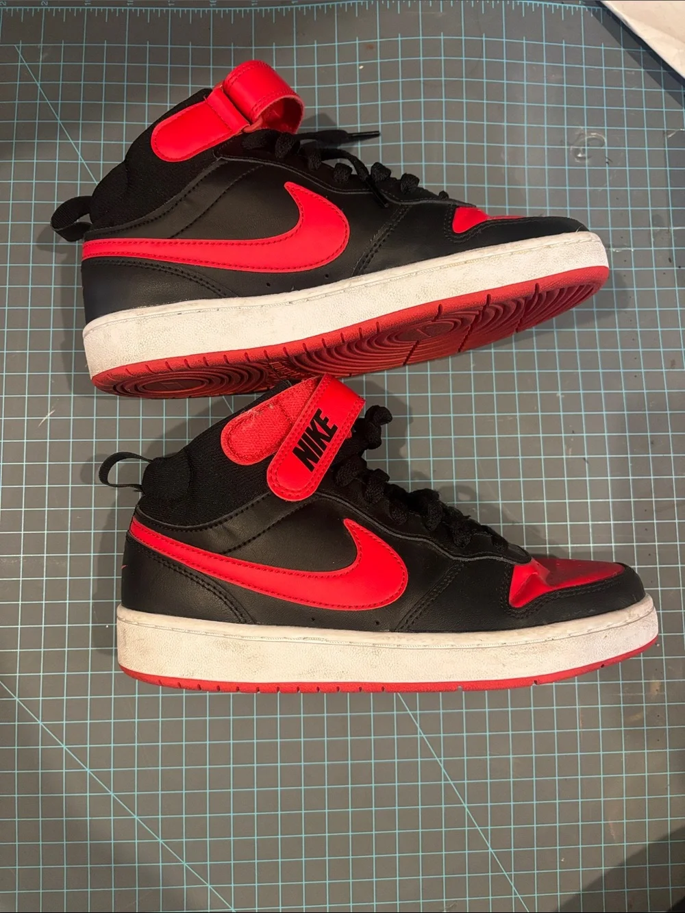 Nike Kids High-Top Sneakers in Black and Red